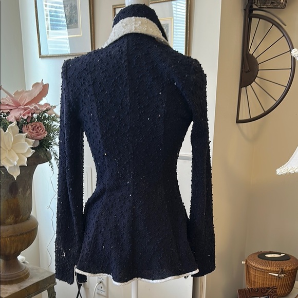 Stylish Blue and White Women's Jacket - Picture 3 of 6